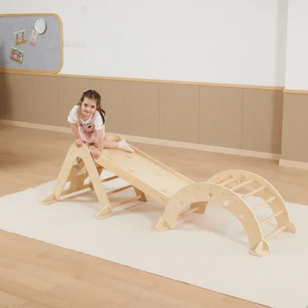 Montessori Gimnasio Triángulo Tobogán Y Trepador